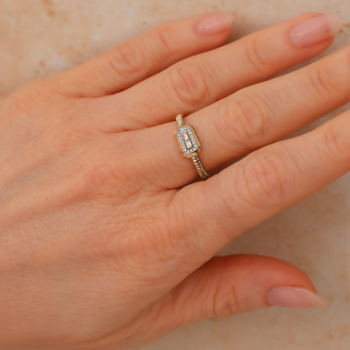 Shy Creation Vallon Women's 0.09 ct. Diamond Baguette Ribbed Ring in 14K Yellow Gold - Size 7