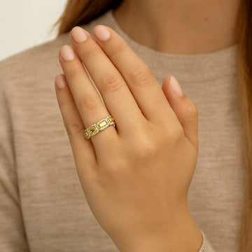 Shy Creation Kate Women's 0.28 ct. Diamond Geo Cut Ring in 14K Yellow Gold - Size 7