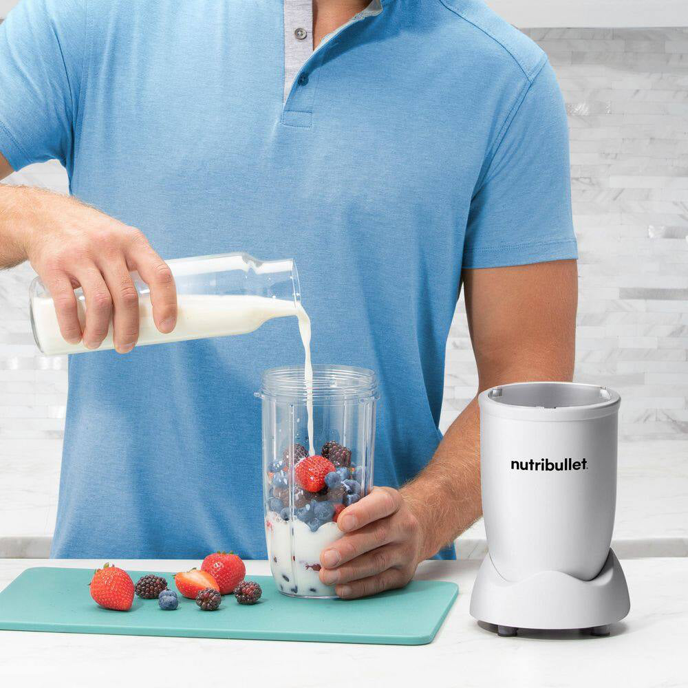 Licuadora personal Nutribullet Pro de una sola velocidad de 900 vatios - Color blanco mate