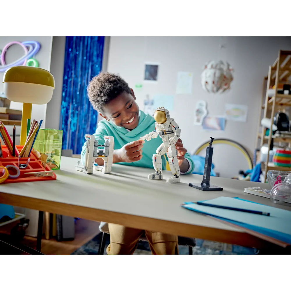 LEGO Creator 3 in 1 Space Astronaut (647-Pieces)