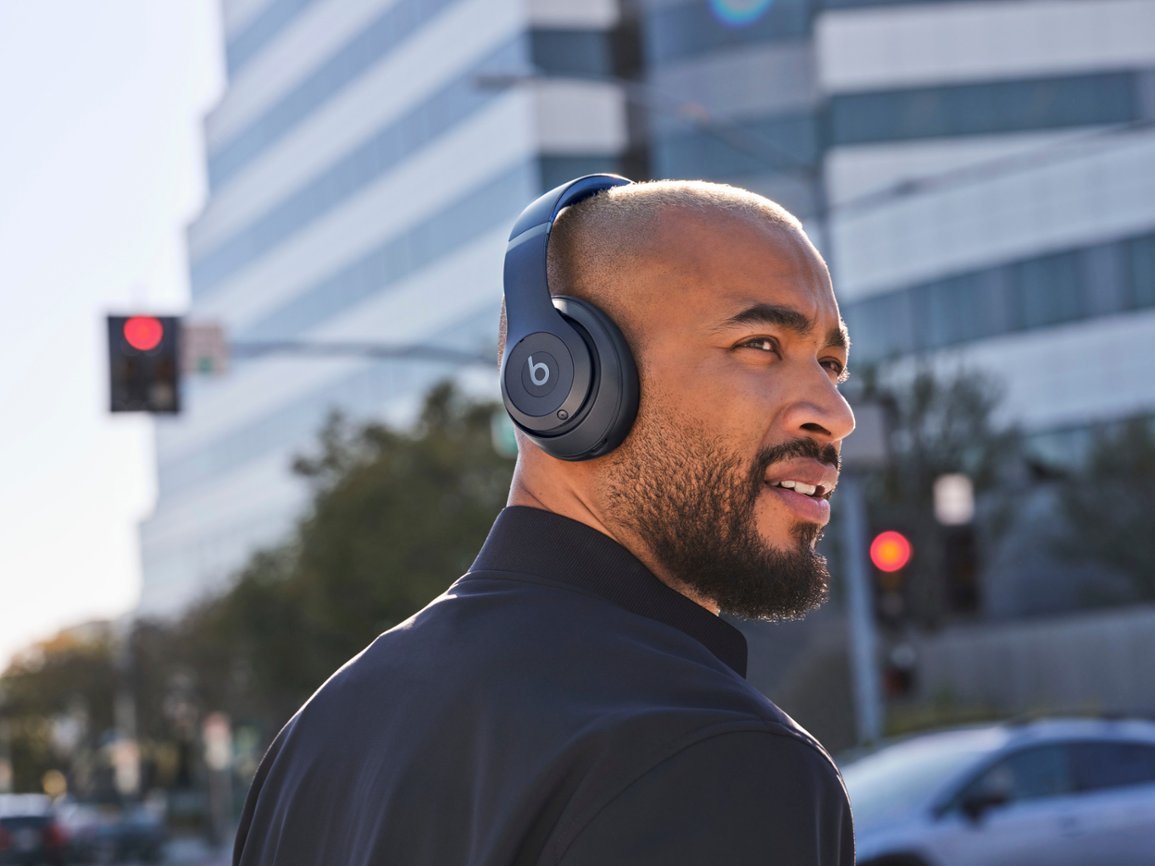 Auriculares inalámbricos con cancelación de ruido Beats by Dr. Dre MQTP3LL-A Studio Pro - Azul marino