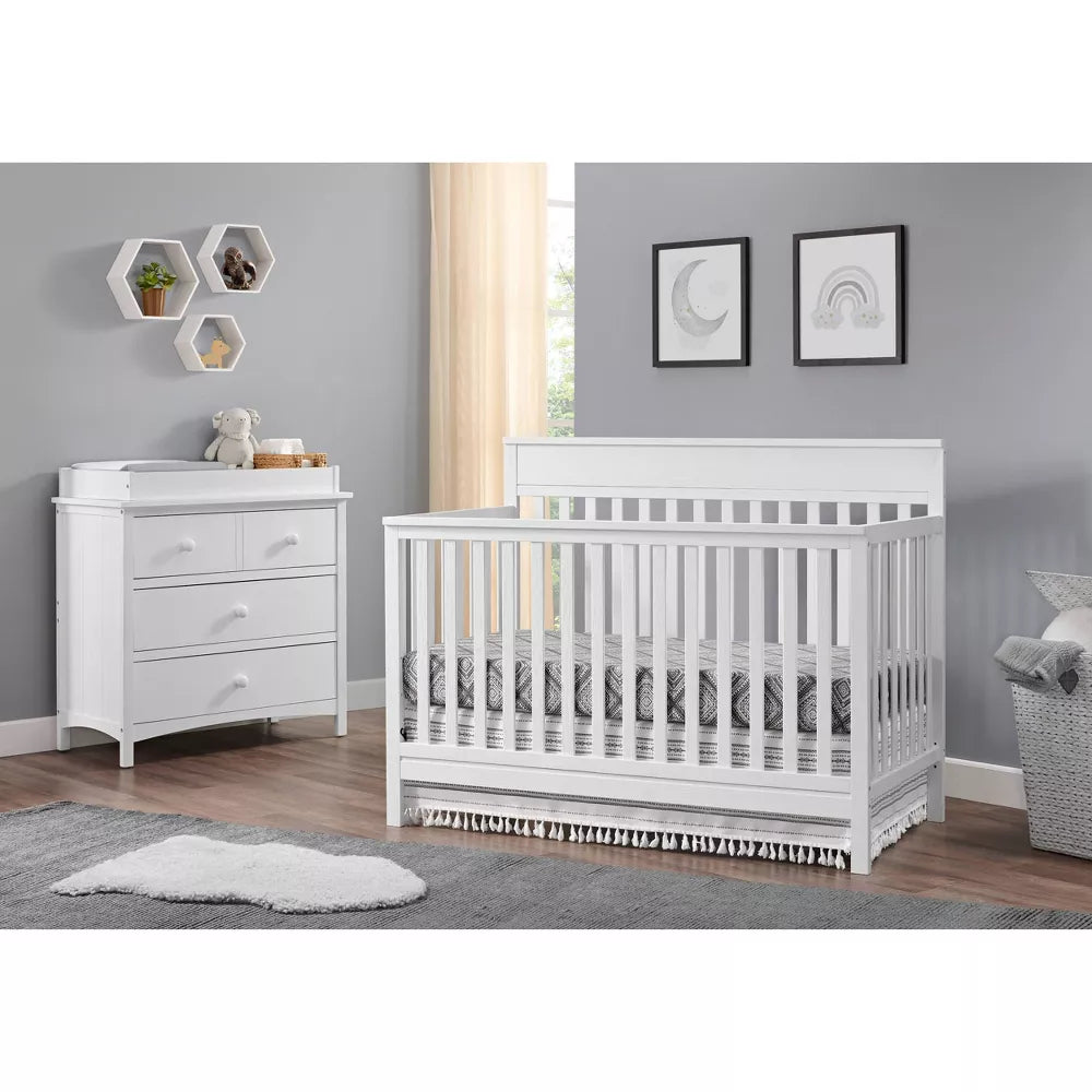 Oxford Baby Castle Hill Barn White 4-in-1 Convertible Crib