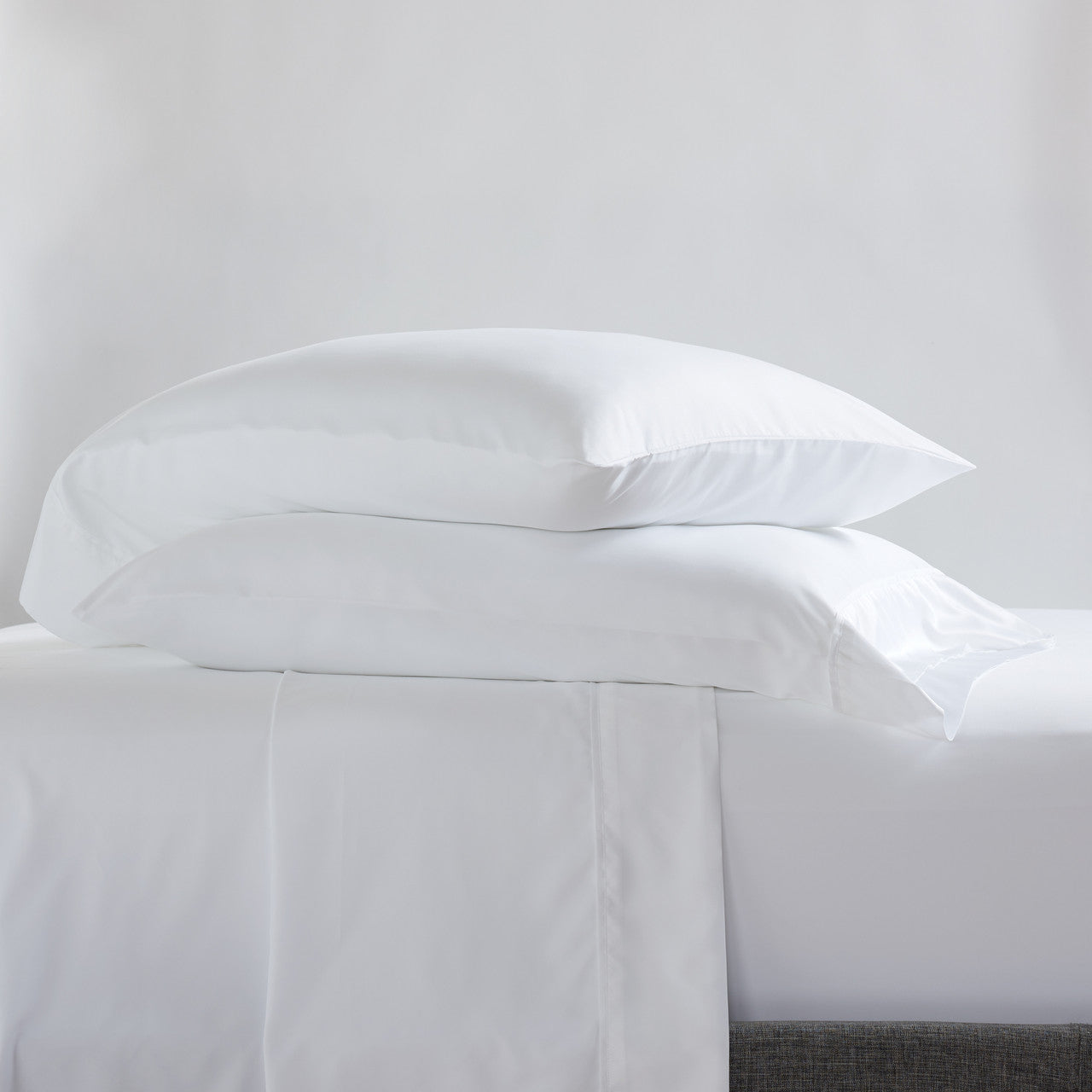 Classic Bedding Bundle by Serta