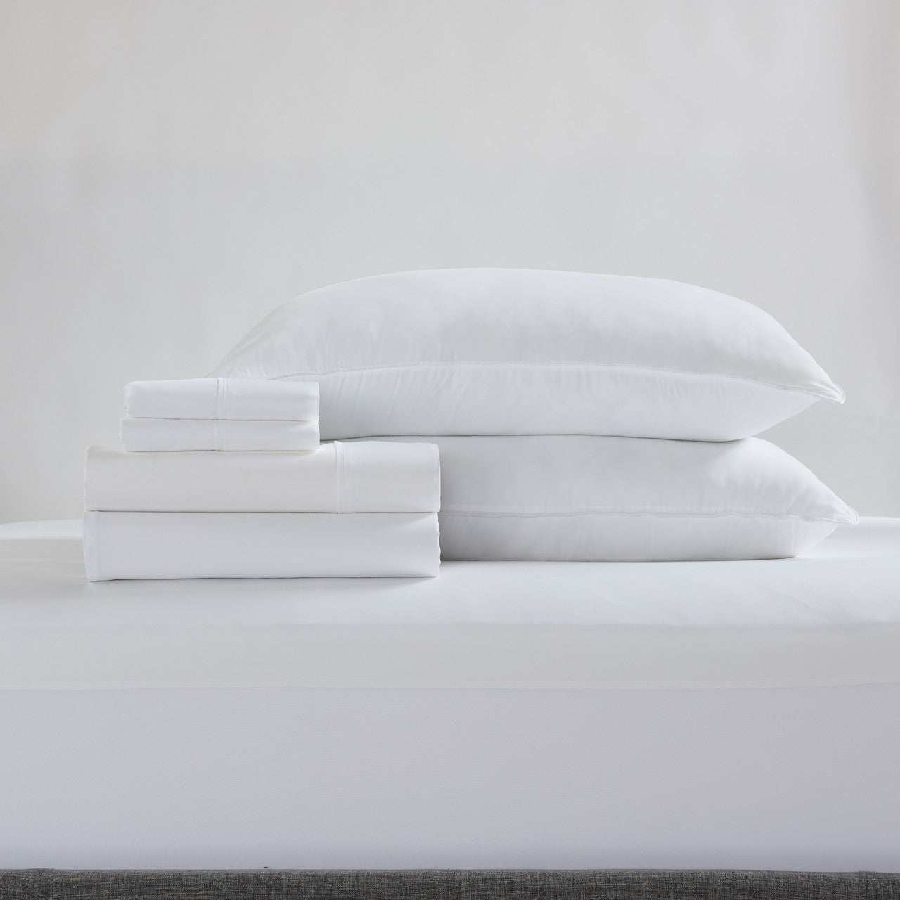 Classic Bedding Bundle by Serta