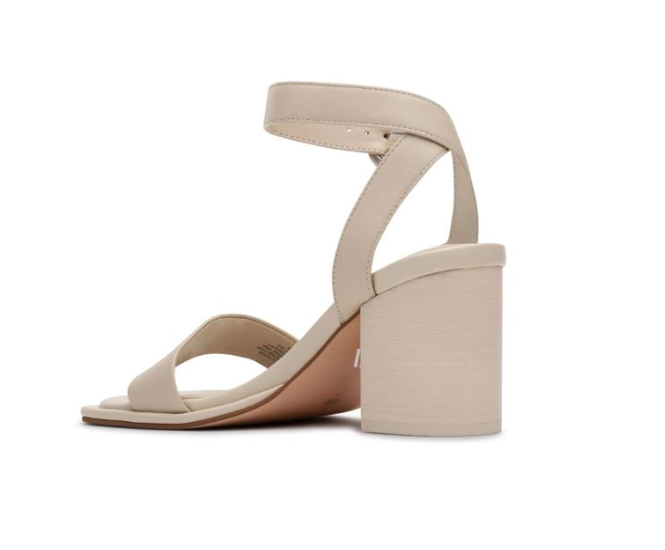D'Amelio Women's Imery Sandals