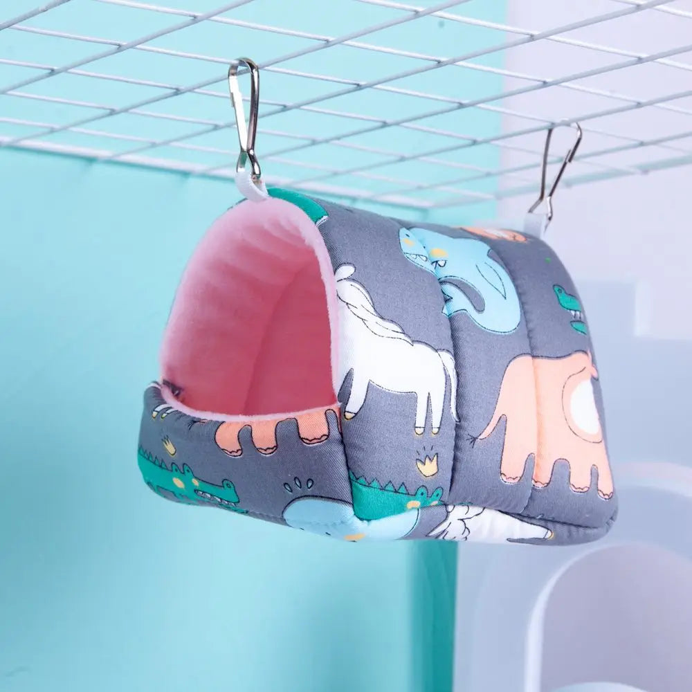 Cute Cartoon Rabbit Squirrel Mini Cage Guinea Pig Nest Small Animal Mice Rat Pet Sleeping Bed Hamster House Winter Warm Soft Mat