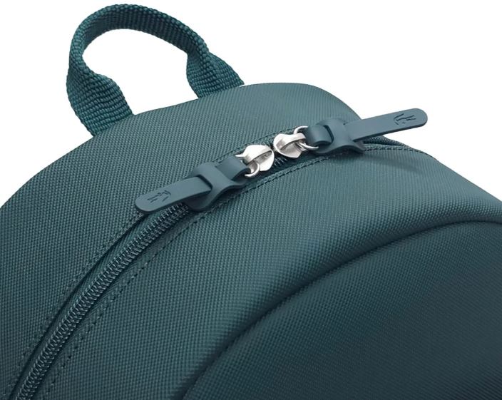 Lacoste Men's Ultimum Logo Petit Piqué Backpack - Green– Curacao