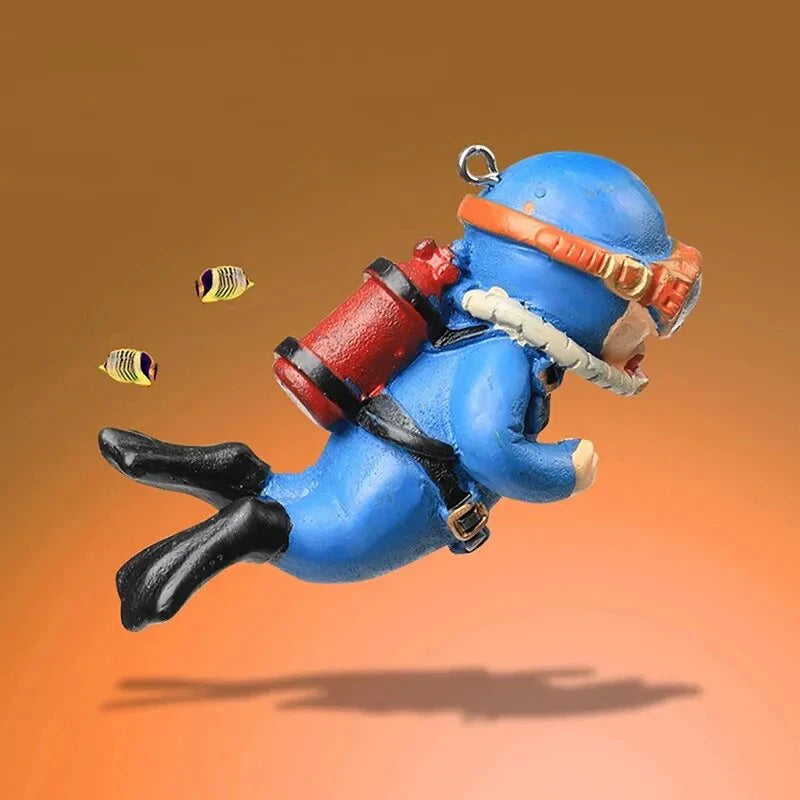 Floating Diver Aquarium Ornament - Realistic Submarine Diver Decoration for Fish Tank, Adds Fun & Style to Your Aquatic Setup