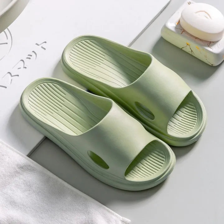 New Fashion Women Slippers Summer Flat Lightweight EVA Home Bathroom Slippers Comfort Massage Couples Indoor Slides Shower Shoes