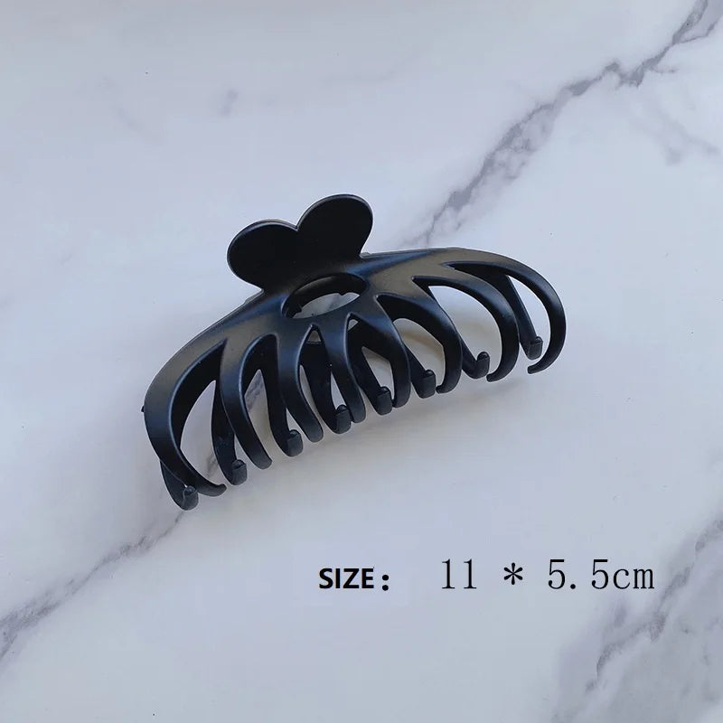 Large Hair Clip Ladies Flower Hair Crab Clip Barrette Buckle for Hair Claws Hairpins for a Woman Japanese Korean Accessories