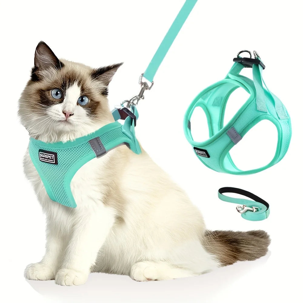 Adjustable cat harness with reflective tape, soft and breathable vest, suitable for walking and preventing escape