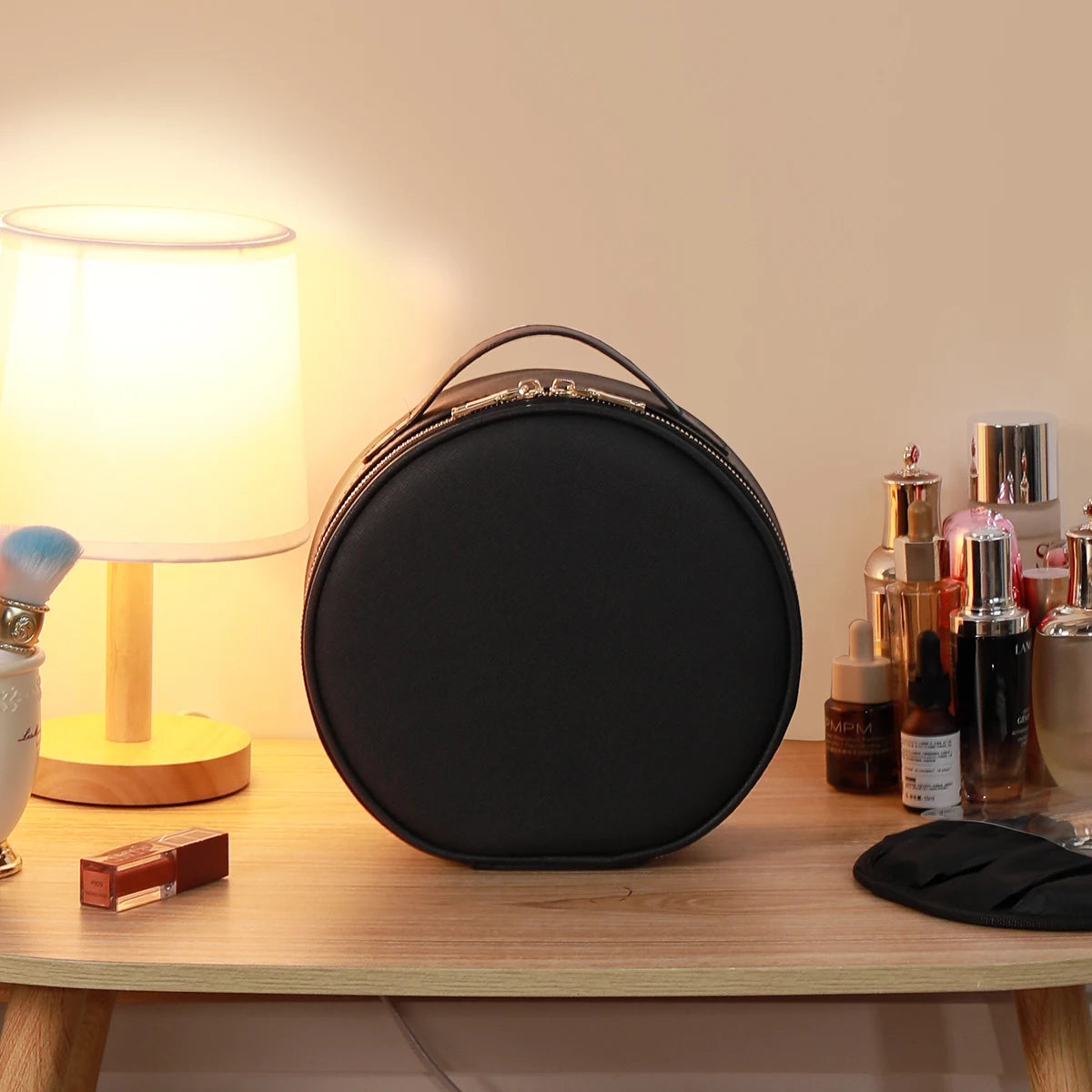 Travel PU Makeup Bag with LED Mirror and Light Portable Cosmetic Organizer for On-the-Go Beauty