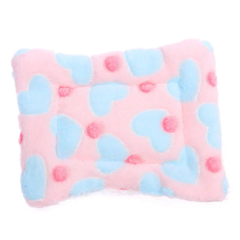 Winter Warm Small Guinea Pig Hamster Bed House  House Nest Hamster Accessories Squirrel Hedgehog Rabbit Chinchilla Bed Mat