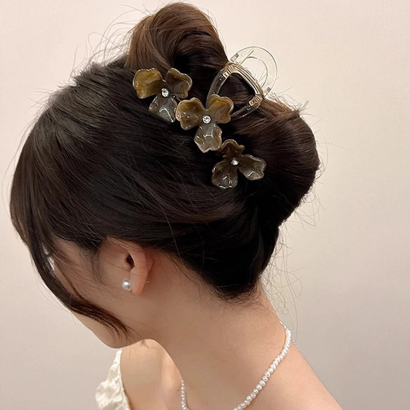 New Fashion Flower Hair Clip Women Elegant Non-slip Ponytail Clip Simple Versatile Bow Shark Clip Headdress Hair Accessories