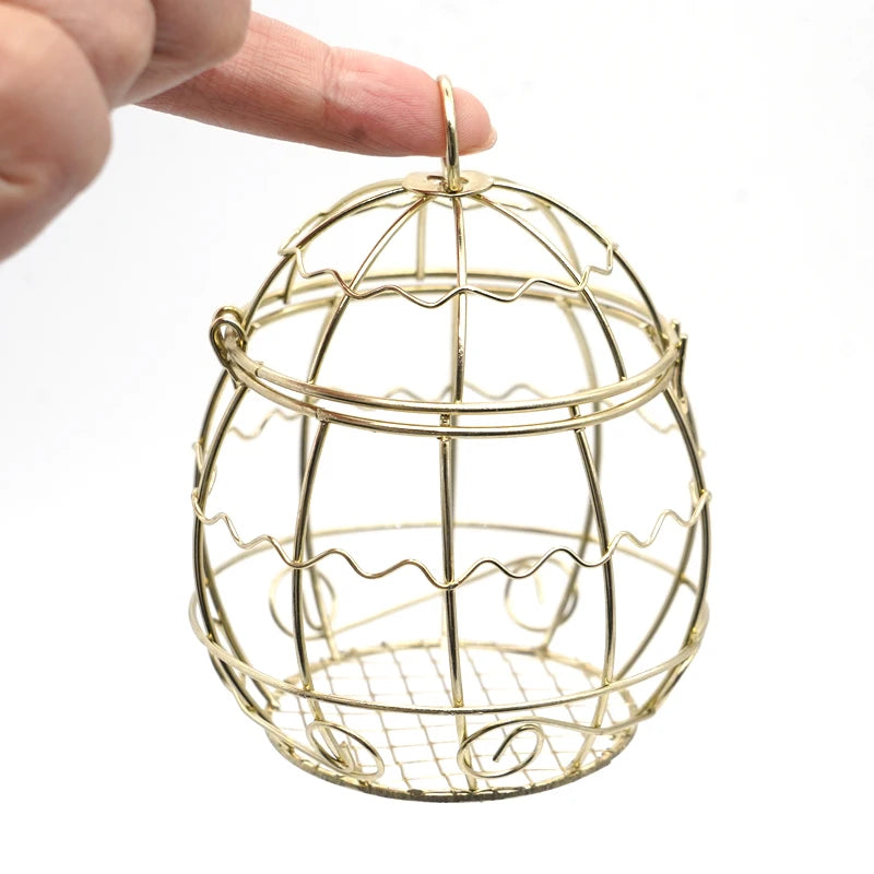 1pcs Mini Metal Gold Bird Cage Outdoor Hummingbird Feeders Garden Lawn Window Patio Outside Decorations Birds Supplies