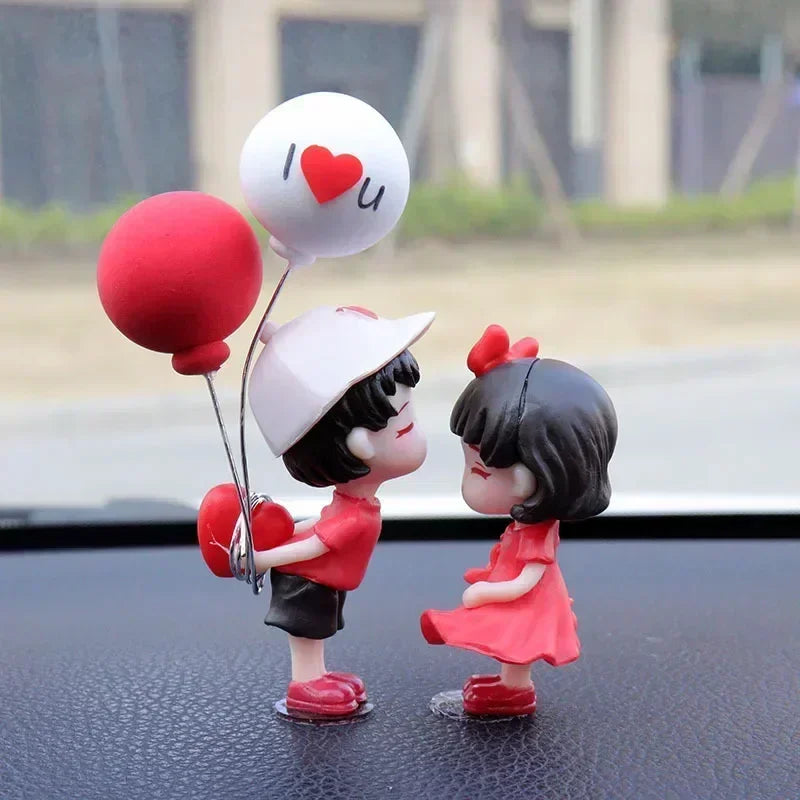 Mini Resin Couples Figurine Cute Lovers Balloon Ornament for Car Dashboard Office Decor Valentine's Day Gift