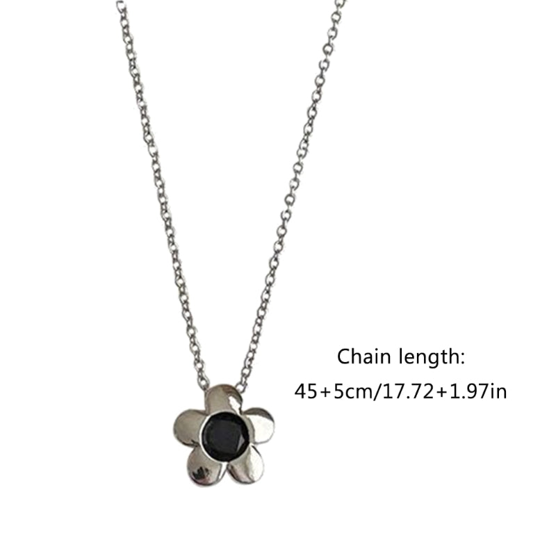 Stylish Black Floral Necklace Adjsuatble Flower Charm Pendant Neck Chain Trendy Clavicular Chain Fashion Neck Jewelry