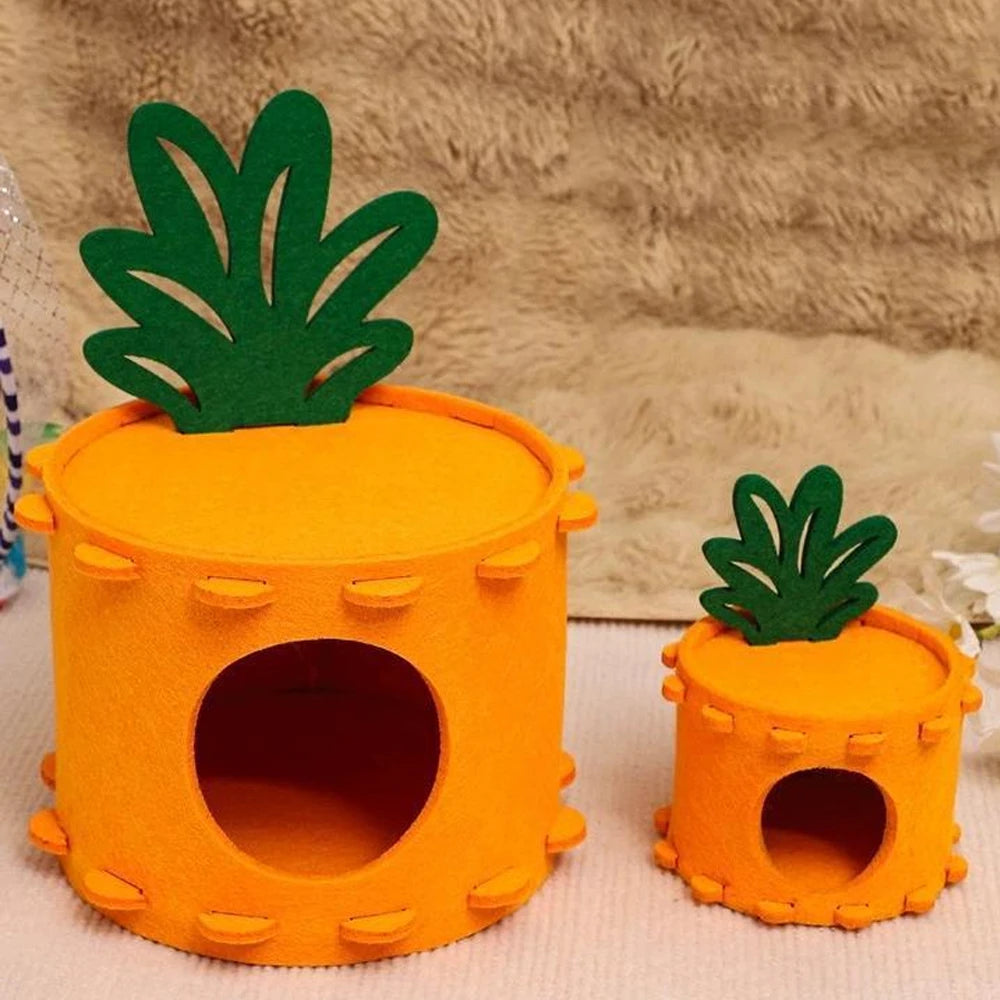 1 Pc Carrot-Shaped Hamster House Cute Cartoon Stump Hideout Tunnel Toy for Pet Small Animals Hamsters Rabbit Playhouse Bed Nest
