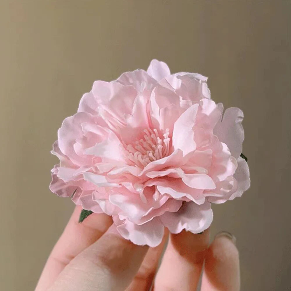 Fashion Satin Rose Flower Large Hair Claw Clip for Women 2024 Spring Summer Trendy Design Korean Colored Hairpin Headdress