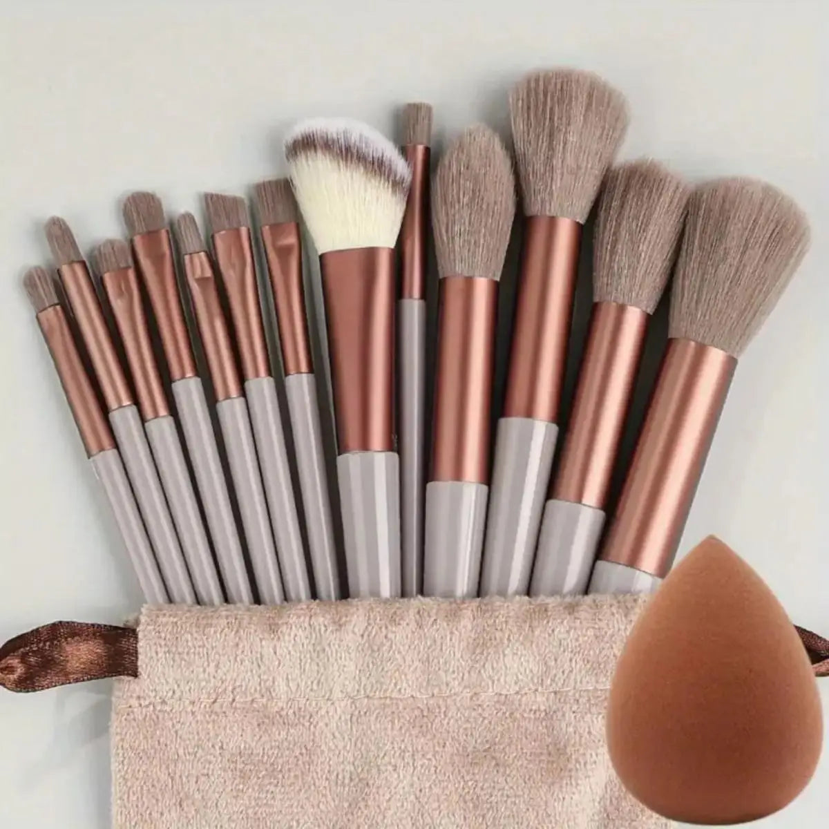 13 PCS LOT Makeup Brushes Set Eye Shadow Foundation Women Cosmetic Brush Eyeshadow Blush Beauty Soft Make Up Tools Bag