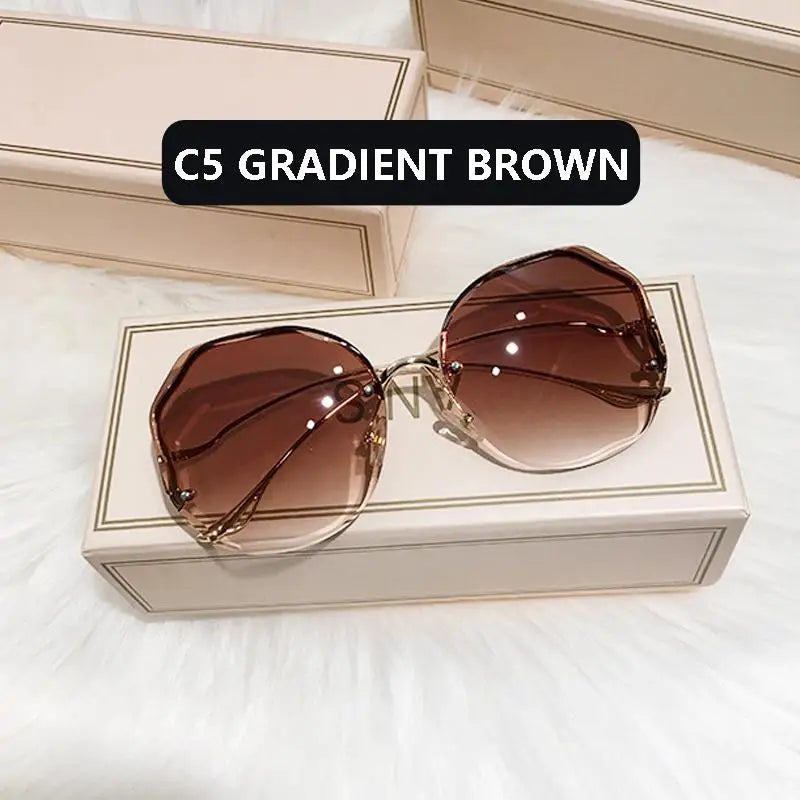 Fashion Tea Gradient Sunglasses Women Ocean Water Cut Trimmed Lens Metal Curved Temples Sun Glasses Female UV400