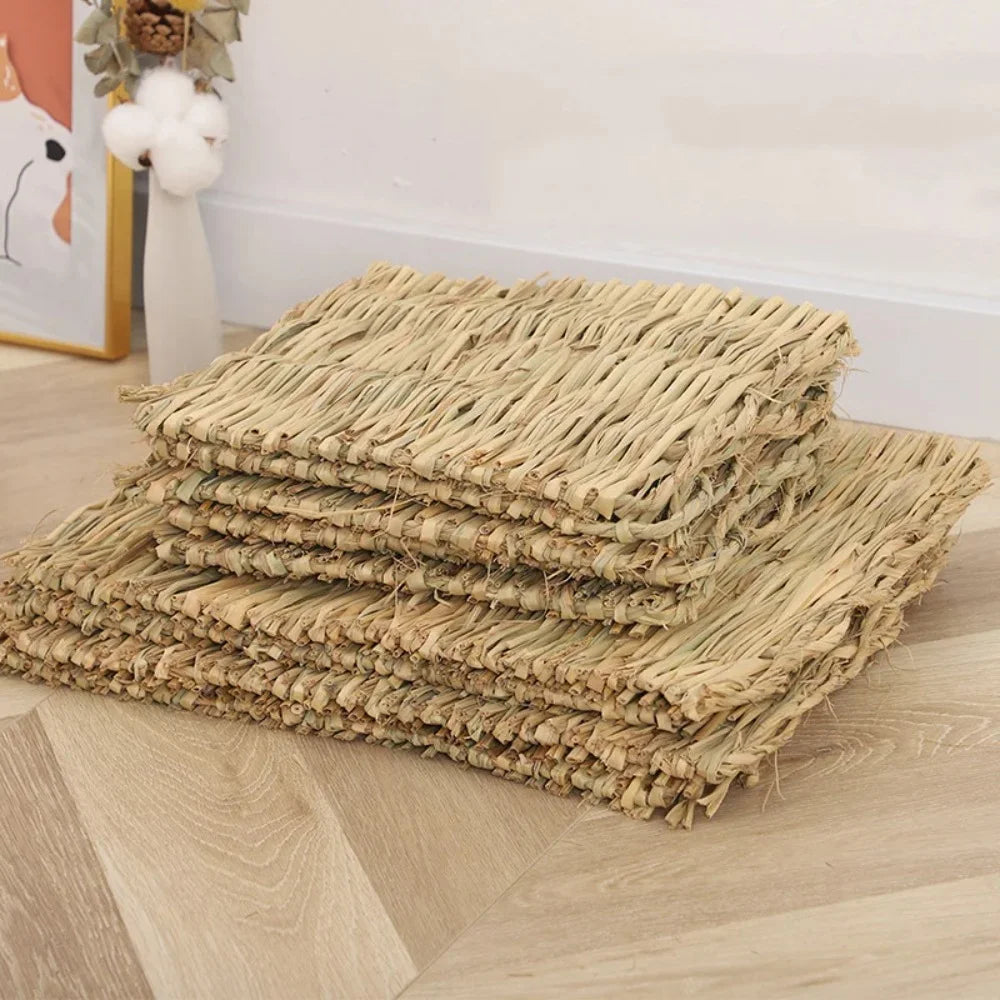 Handmade Woven Rabbit Grass Mat, Hamster Piggy Guinea Pig Hutch Pad, Rabbit Grass Nest, Pet Weaving Bed Mat And Chew Toy