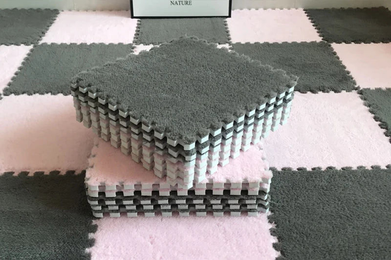 Soft Plush Baby Play Mat Puzzle Foam Carpet 30x30x1CM for Kids Room Safe and Comfortable Play Environment