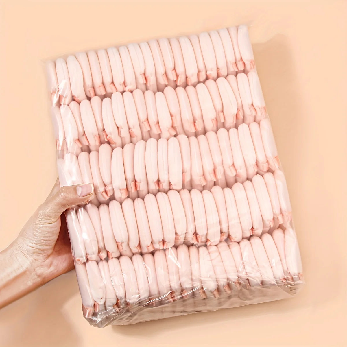 100 Pieces Triangle Powder Puff Set for Loose Powder and Liquid Cosmetics Soft Plush Makeup Application Tool