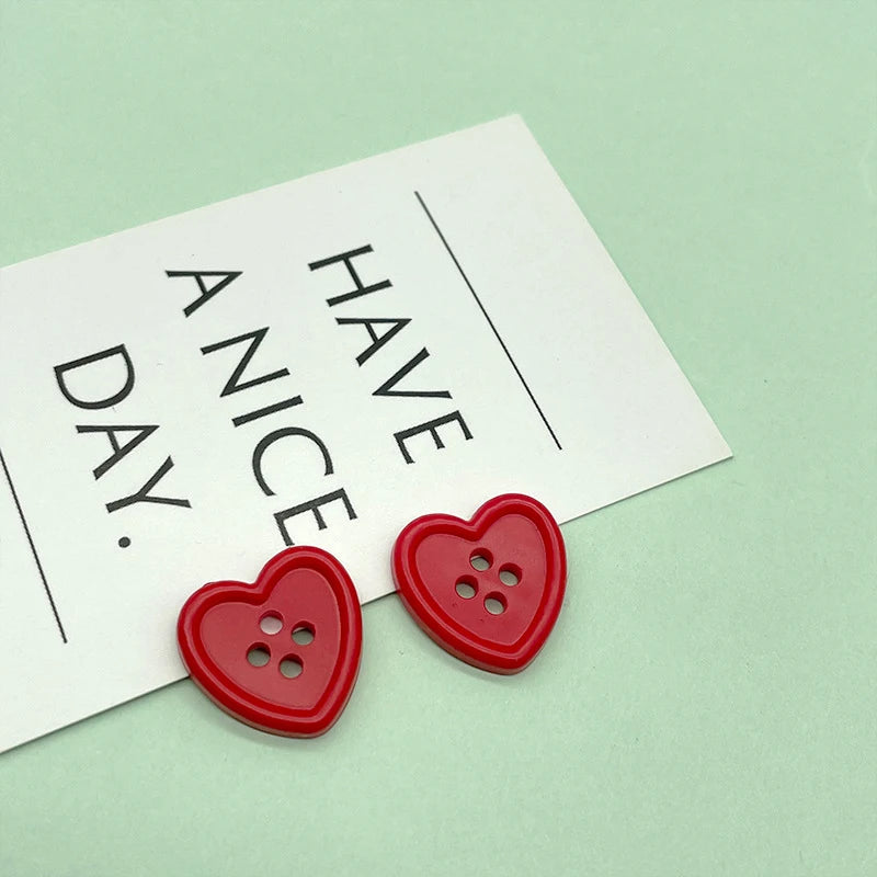 20 Piece Set of 18mm Colorful Heart Shaped Plastic Buttons for Children's Clothing and Sweaters Cute DIY Sewing Accessories