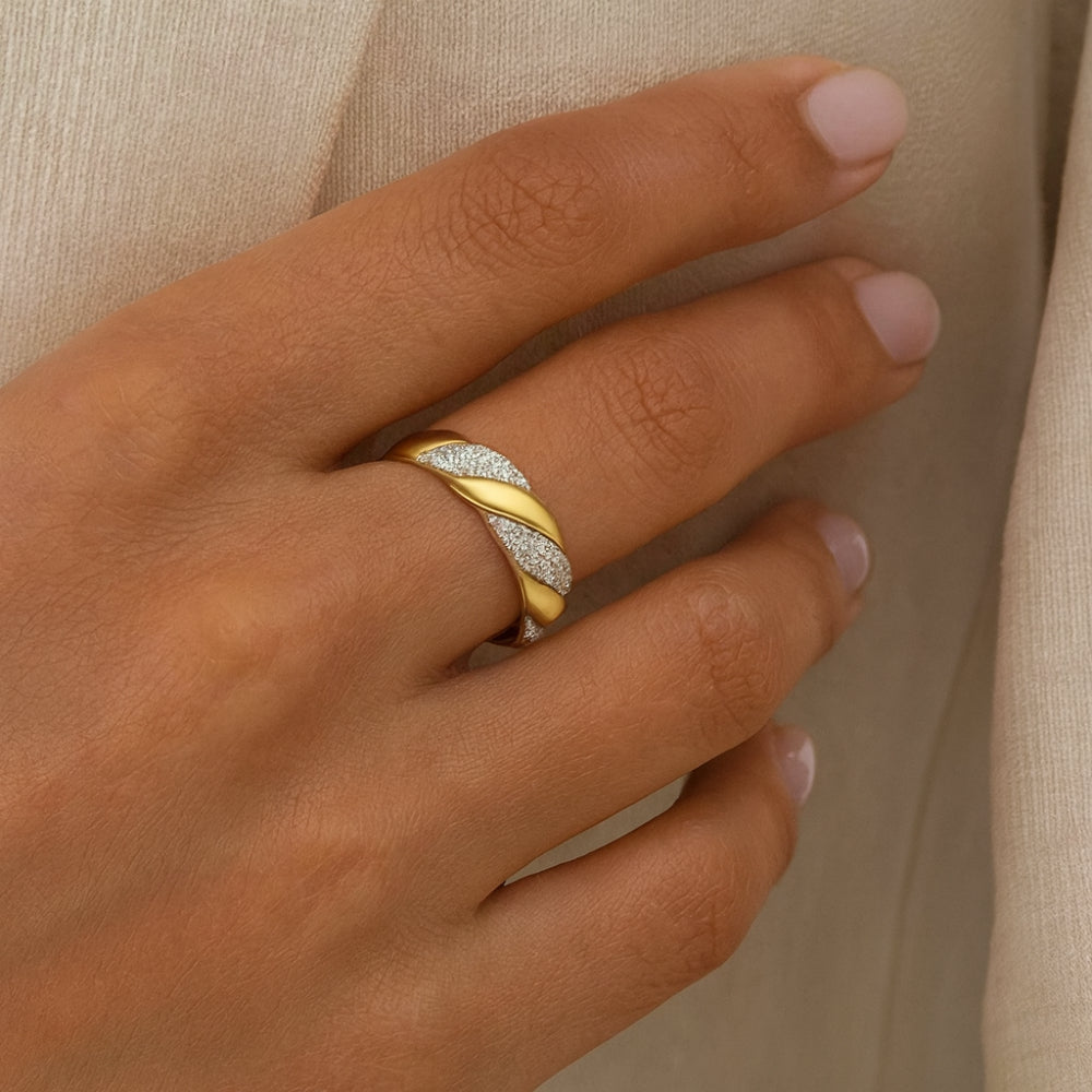 Shy Creation Kate 0.35 ct. Diamond Ribbed Band in 14K Yellow Gold - Size 7