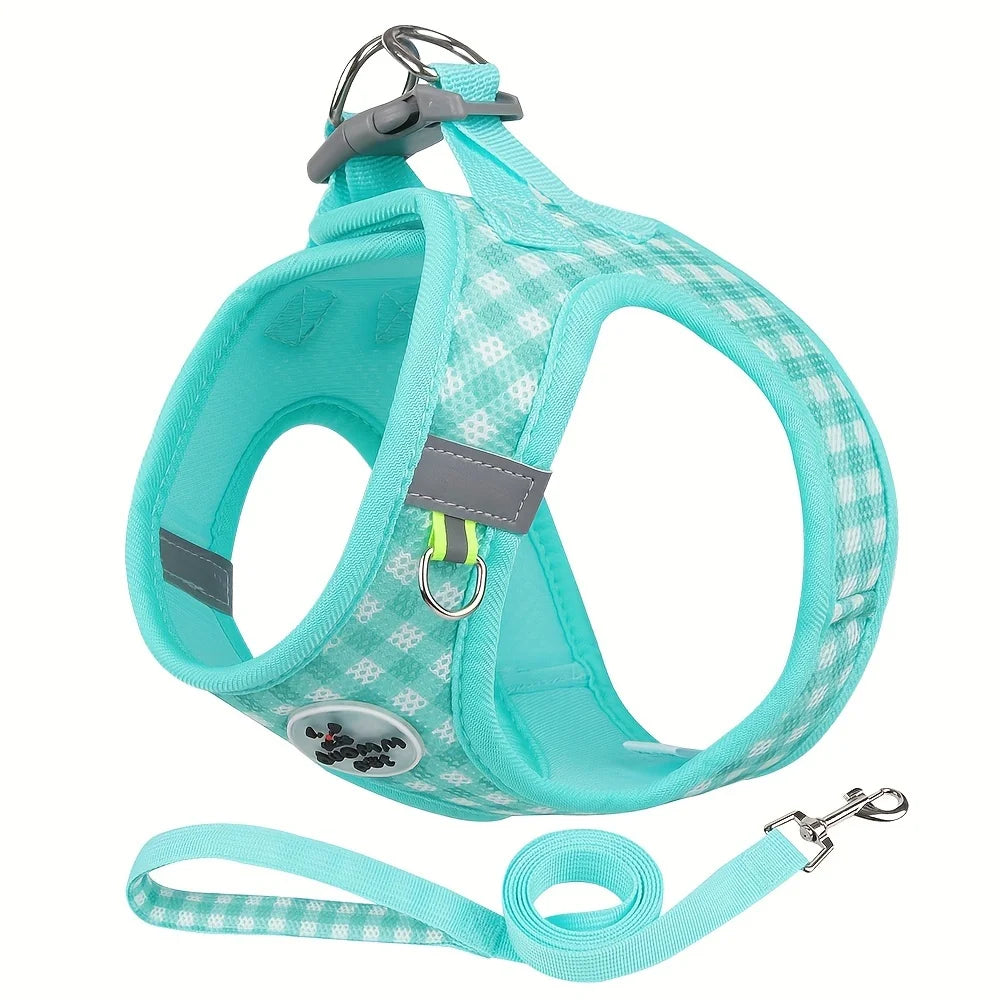 Festive Gingham Cat Harness: Breathable Polyester with Metal Clasps and Reflective Straps for Safe Walks