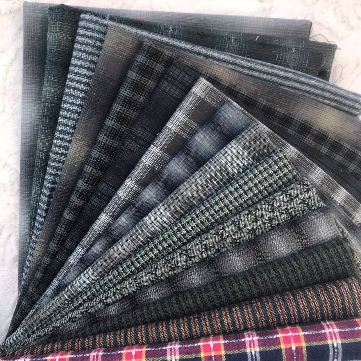 15pc 23*33cm Japanese Yarn Dyed Cotton Fabric Bundle for Crafting