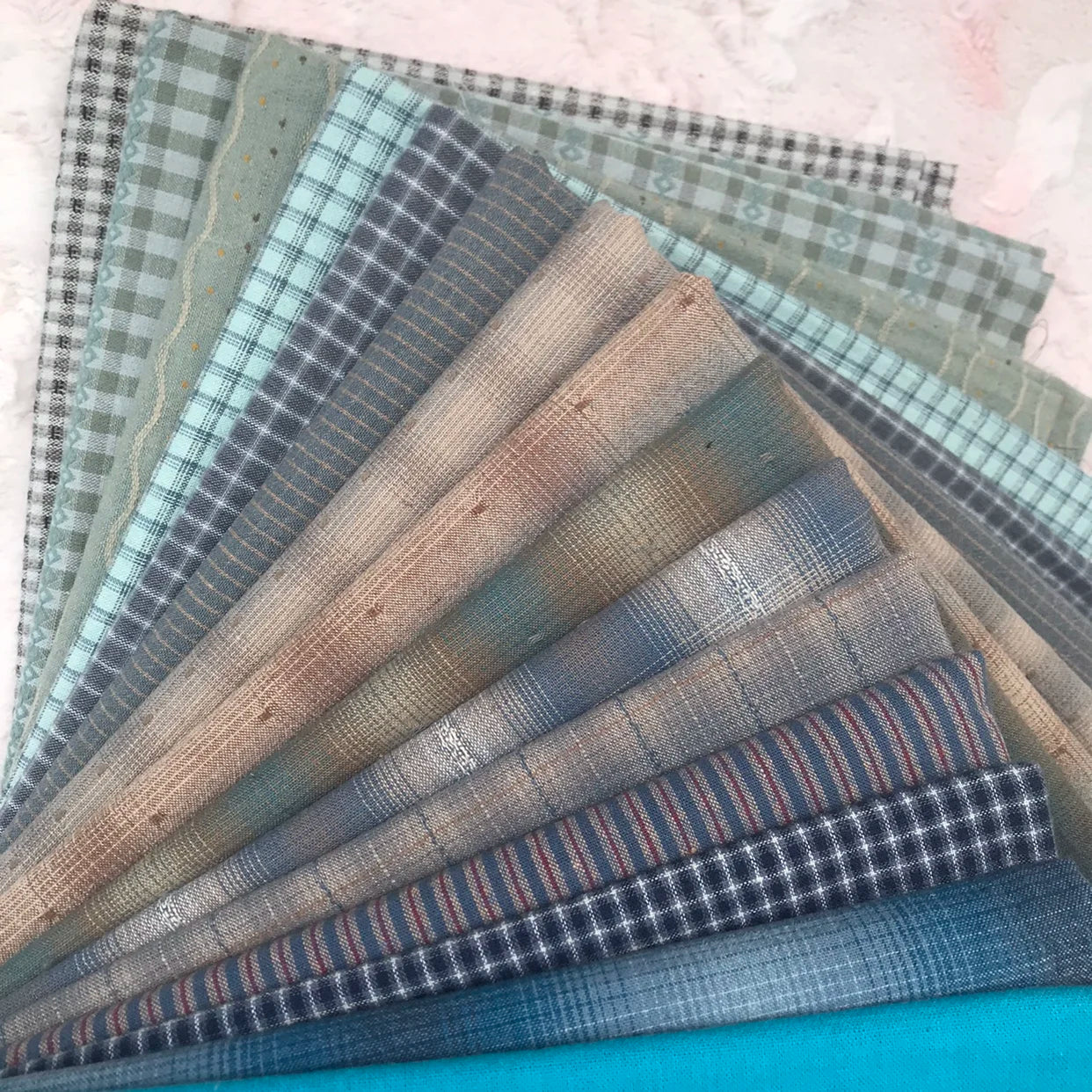 15pc 23*33cm Japanese Yarn Dyed Cotton Fabric Bundle for Crafting