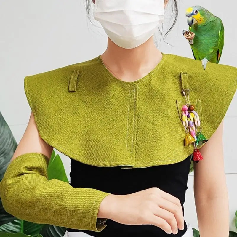 28TC Comfortable Parrots Shoulder Cape With Arm Protective Covers for Bird Training
