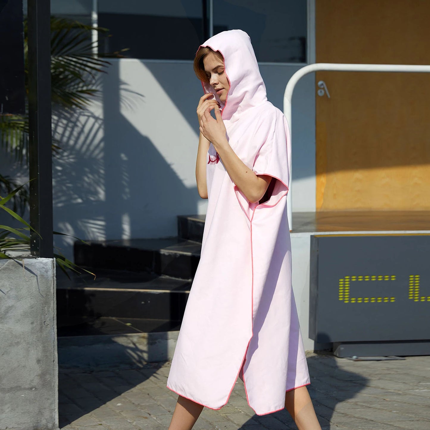 Surf Changing Poncho Towel with Hood – Quick-Dry Microfiber Beach Towel for Adults, Wetsuit & Swim Use