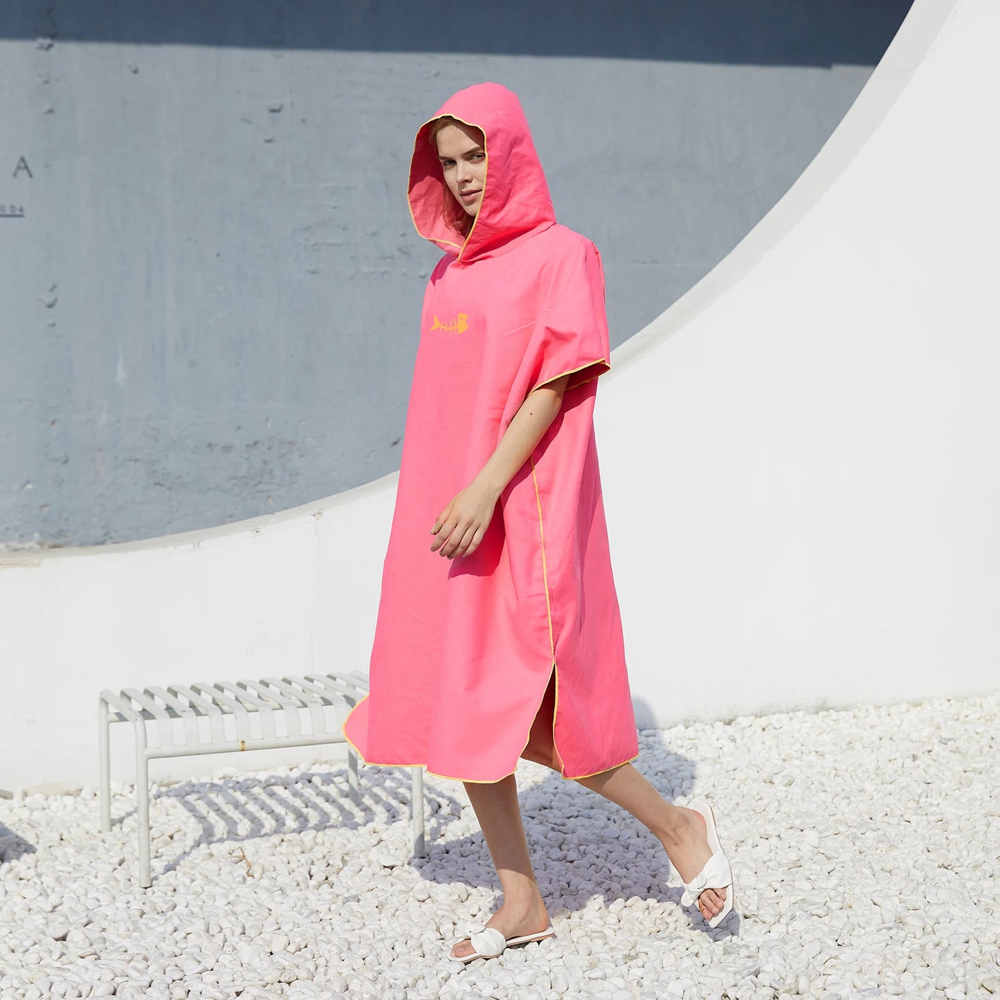 Surf Changing Poncho Towel with Hood – Quick-Dry Microfiber Beach Towel for Adults, Wetsuit & Swim Use