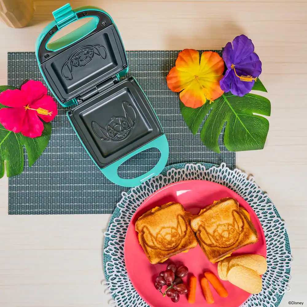 Uncanny Brands PP2/DIL/LS1 Disney Stitch Single Sandwich Maker - Teal
