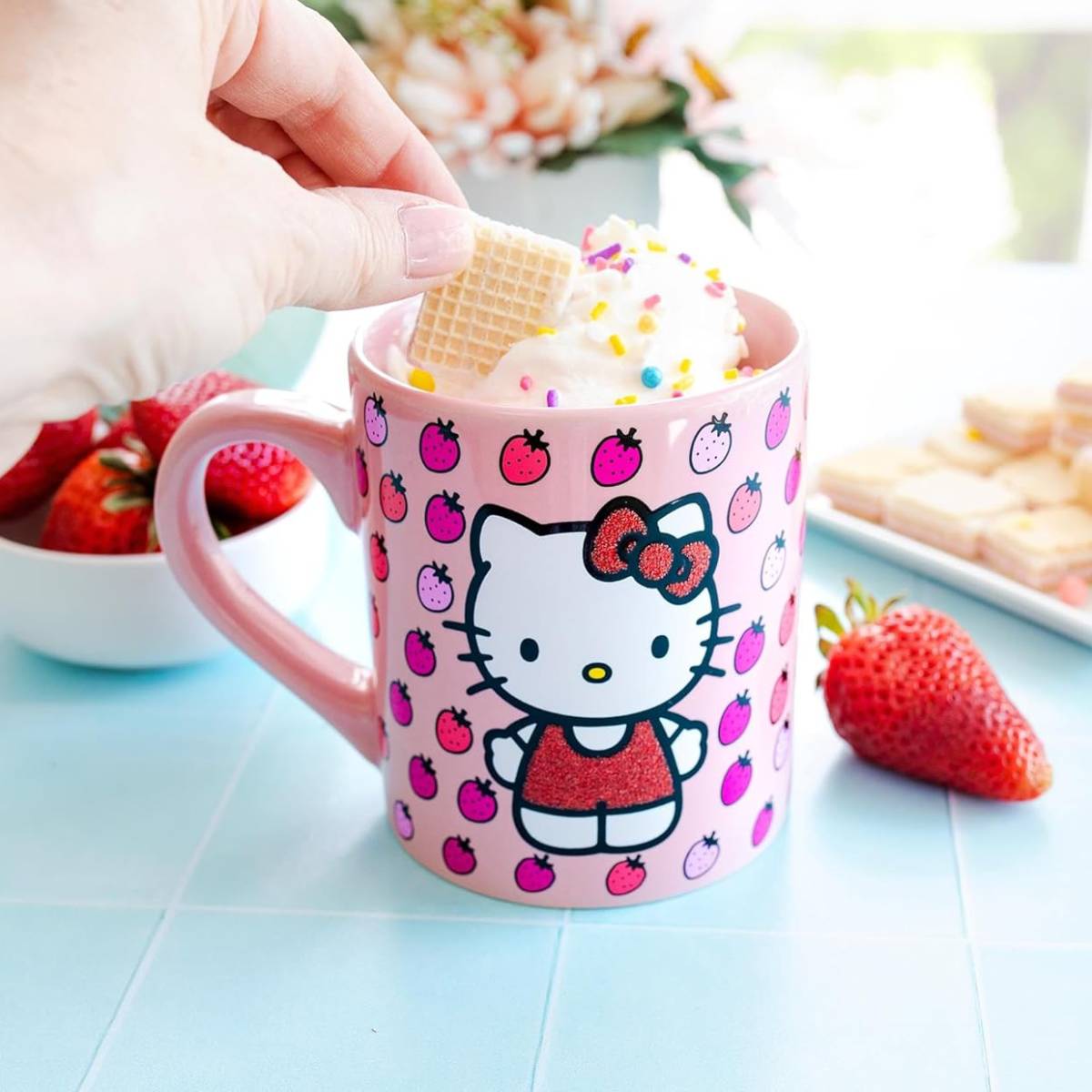 Sanrio Hello Kitty 14 oz Coffee Mug - Pink