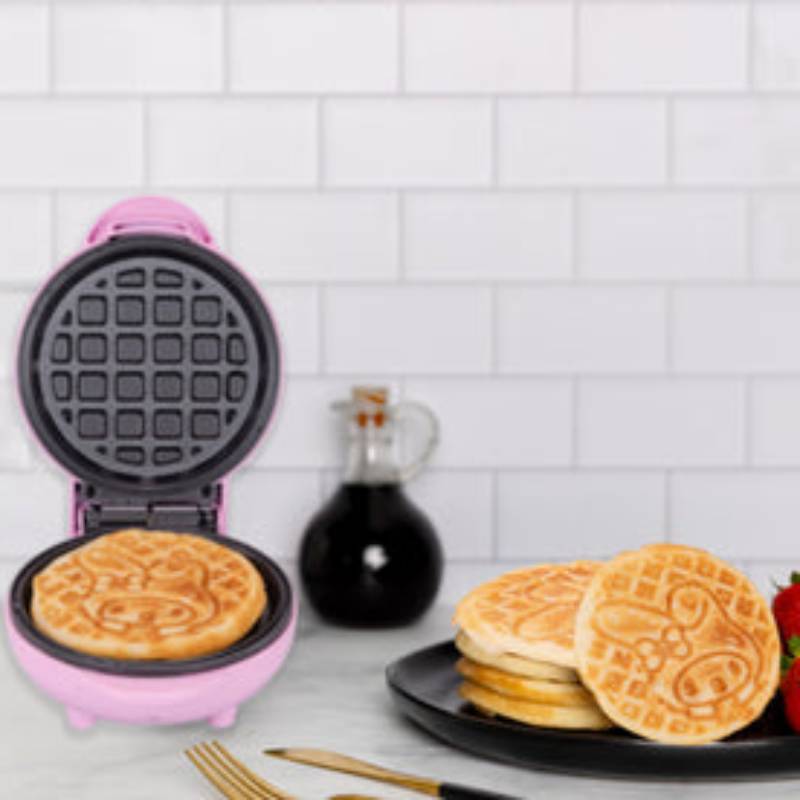 Uncanny Brands WM3/KIT/MY1 Hello Kitty My Melody Mini Waffle Maker - Pink/Black