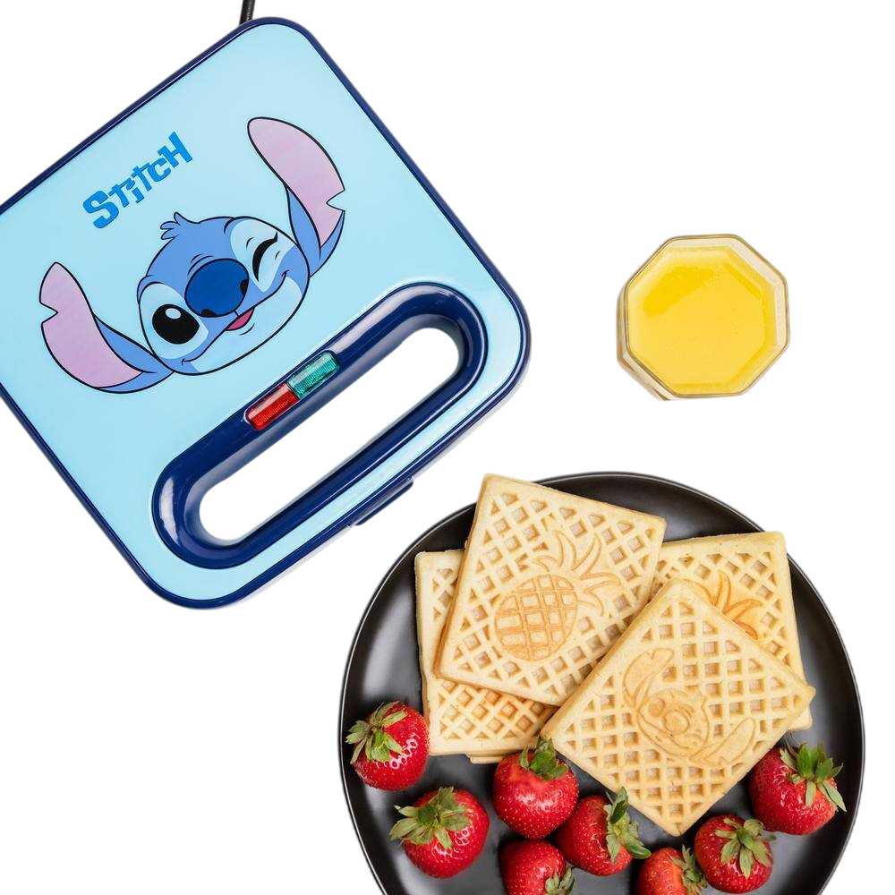 Uncanny Brands WM2/DIL/LS1 Disney Lilo and Stitch Waffle Maker - Blue