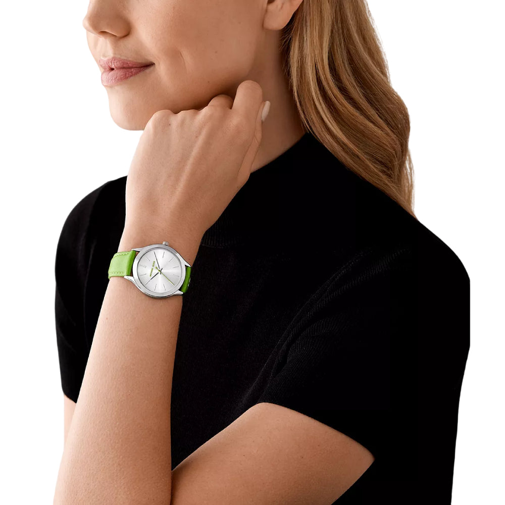 Reloj Michael Kors Slim Runway para mujer, correa verde de 38 mm y esfera blanca