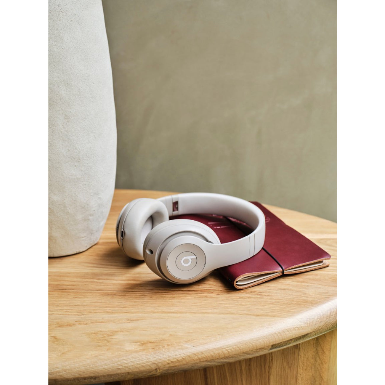 Beats by Dr. Dre MQTR3LL-A Studio Pro Wireless Over-the-Ear Noise-Cancelling Headphones - Sand