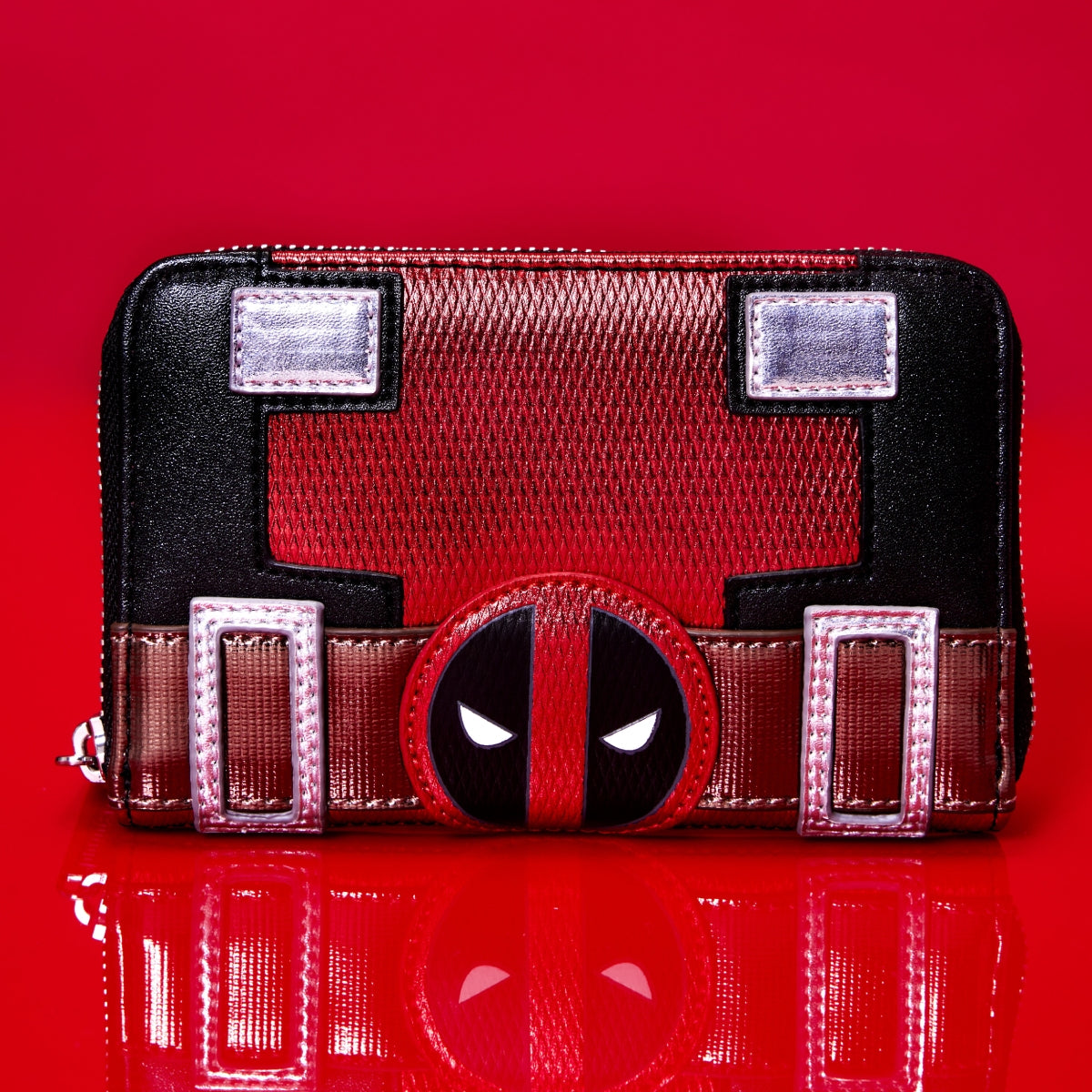 Cartera con cremallera para cosplay de Deadpool, metalizada y Marvel de Loungefly