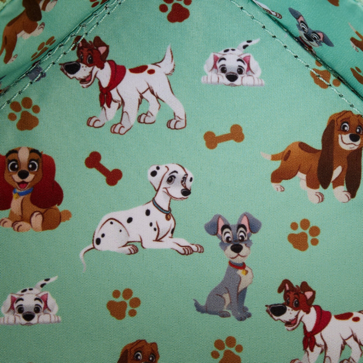 LF I HEART DISNEY DOGS CROSSBODY– Curacao
